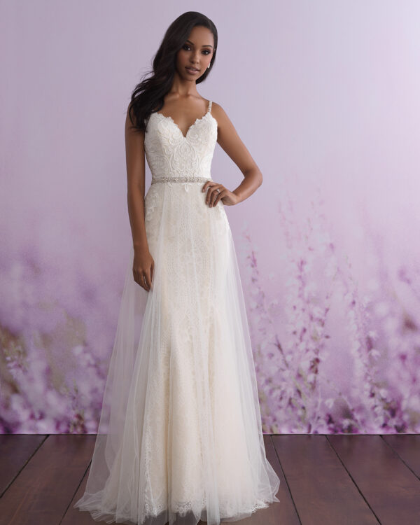 Brudklänning, brudkjole, Brudklänning i spets, Brudklänning i Mikado, Allure Bridal, Allure Romans