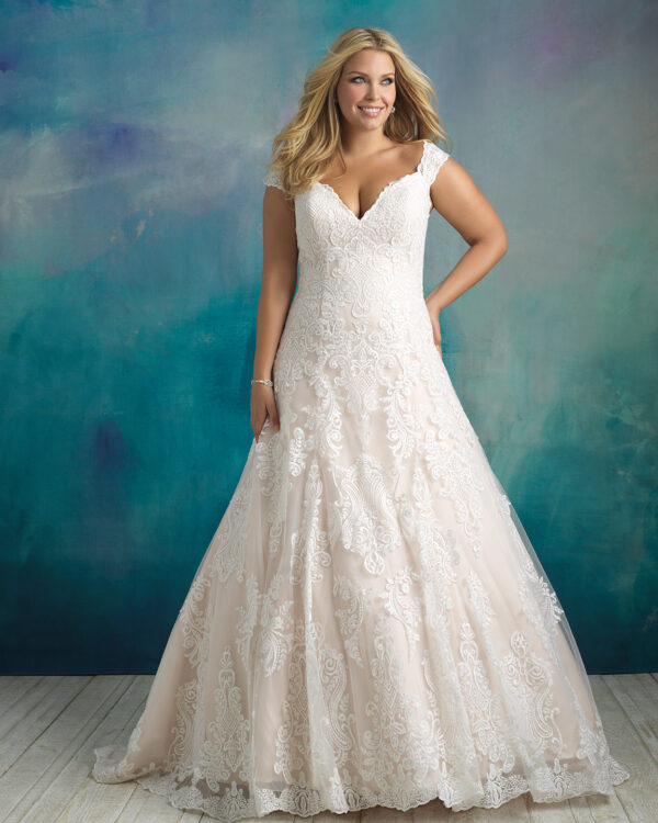 Brudklänning, brudkjole, Plus size, Curves, Brudklänning i spets Allure Bridal, Allure Woman